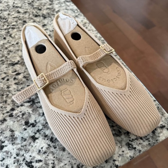 Vivaia Shoes - Vivaia Mary-Jane Flats